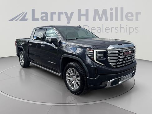 Used 2022 GMC Sierra 1500 Denali w/ Denali Carbonpro Edition AWD/4WD image 7