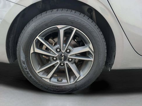 Used 2024 Kia Forte LXS FWD image 39