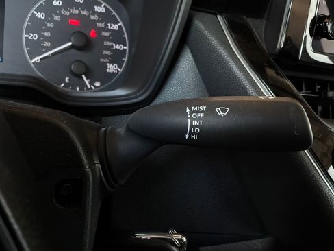 Used 2025 Toyota Corolla LE FWD image 32