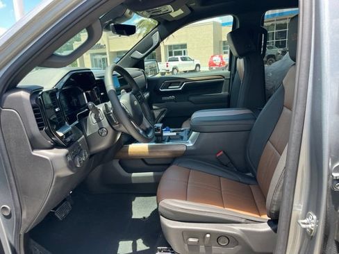 New 2026 Chevrolet Silverado 1500 High Country w/ Technology Package AWD/4WD image 21