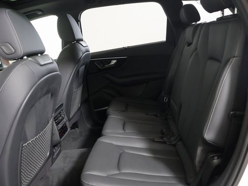 Used 2025 Audi Q7 3.0T Premium Plus w/ Premium Plus Package image 27