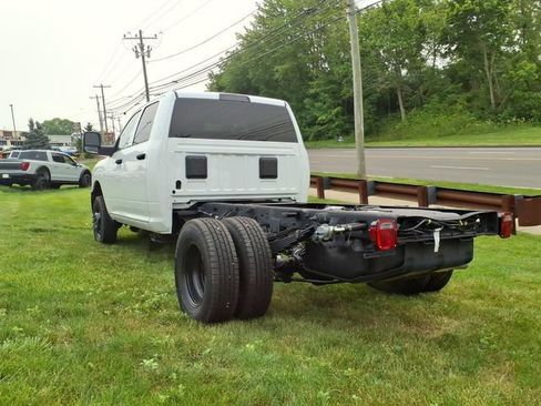 New 2026 RAM 3500 Tradesman AWD/4WD image 5