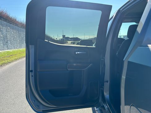 Used 2019 Chevrolet Silverado 1500 LT Trail Boss image 51