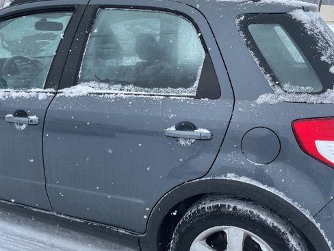 Used 2008 Suzuki SX4 AWD Hatchback image 6