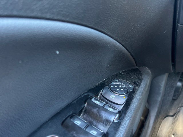 Used 2013 Ford Fusion SE FWD image 19