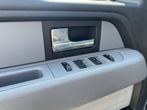 Used 2012 Ford F150 XLT w/ XLT Chrome Pkg AWD/4WD image 12