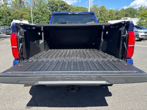 Used 2025 Toyota Tacoma TRD Off-Road AWD/4WD image 26