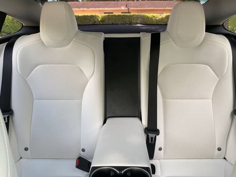 Used 2024 Tesla Model 3 Standard Range RWD image 21