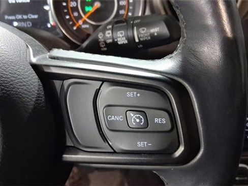 Used 2019 Jeep Wrangler Unlimited Sport S image 24
