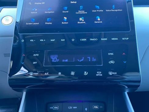 Used 2024 Hyundai Tucson Limited image 22