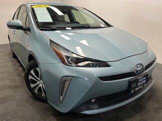Used 2021 Toyota Prius XLE w/ Carpet Mat Package (TMS) AWD/4WD video 1