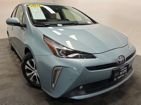 Used 2021 Toyota Prius XLE w/ Carpet Mat Package (TMS) AWD/4WD image 1