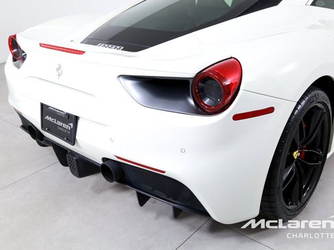 Used 2019 Ferrari 488 GTB RWD image 33