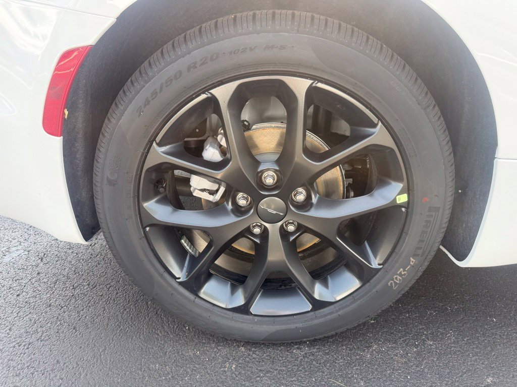 New 2027 Chrysler Pacifica Select FWD image 49