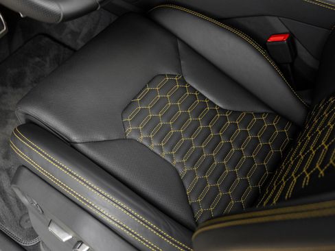 Used 2024 Lamborghini Urus S AWD/4WD image 21