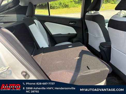 Used 2017 Toyota Prius Two FWD image 27
