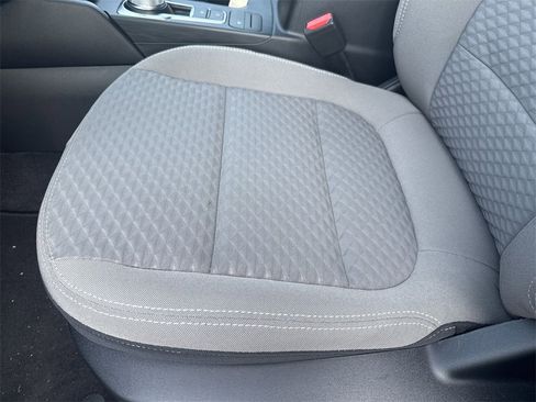 Used 2022 Ford Escape SE w/ Convenience Package image 9