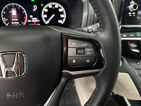 Used 2026 Honda Odyssey EX-L image 15