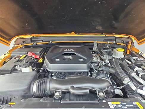 Used 2021 Jeep Wrangler Unlimited Rubicon 4xe w/ Steel Bumper Group image 34