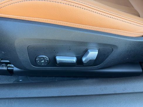 Used 2023 BMW 430i xDrive Convertible w/ M Sport Package image 11