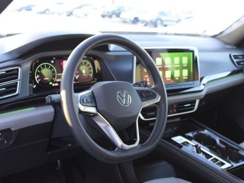 New 2026 Volkswagen Atlas Cross Sport SEL AWD/4WD image 12