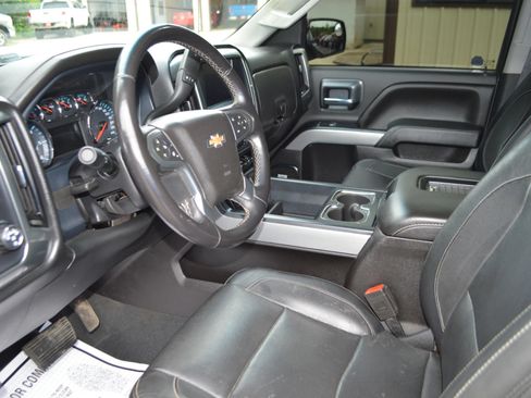 Used 2018 Chevrolet Silverado 1500 LTZ Z71 w/ LTZ Plus Package AWD/4WD image 14