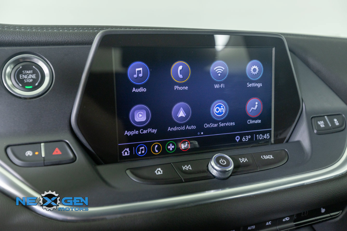 Used 2021 Chevrolet Blazer LT FWD image 19