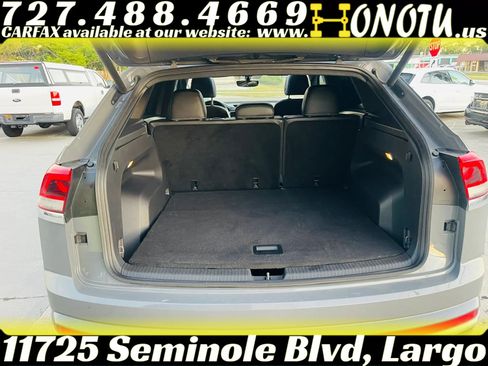 Used 2021 Volkswagen Atlas Cross Sport SE FWD image 17