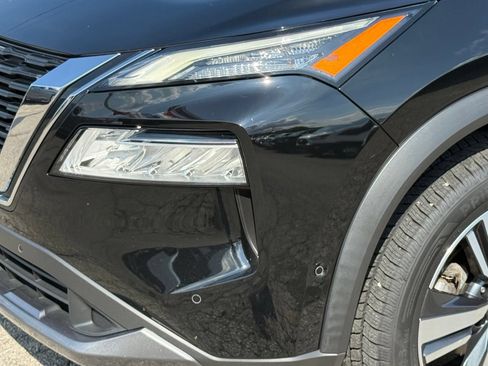 Used 2023 Nissan Rogue SL w/ SL Premium Package AWD/4WD image 16