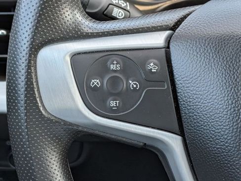 Used 2023 GMC Terrain SLE w/ Driver Convenience Package FWD image 18
