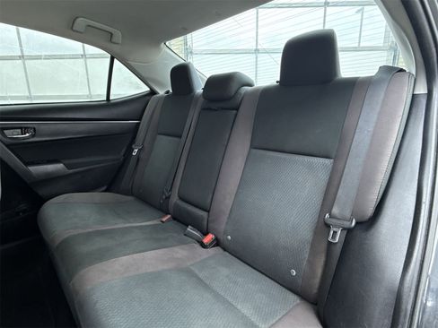 Used 2017 Toyota Corolla LE image 35