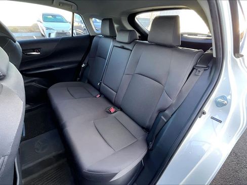 Used 2021 Toyota Venza LE image 20