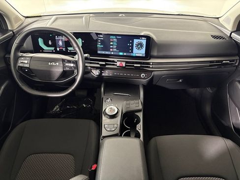 New 2026 Kia Sportage LX FWD image 34