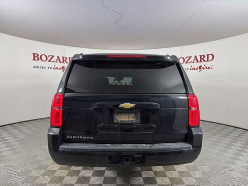 Used 2020 Chevrolet Suburban LT AWD/4WD image 7