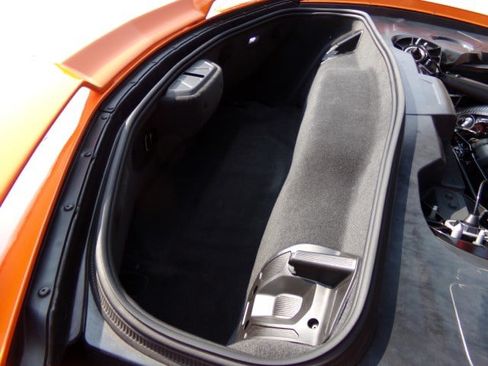 Used 2024 Chevrolet Corvette Stingray Premium Cpe w/ Z51 Performance Package RWD image 12