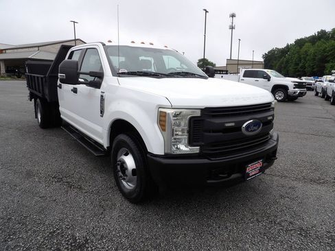 Used 2018 Ford F350 XL w/ Power Equipment Group RWD image 11