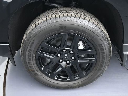 New 2026 Chevrolet Silverado 1500 Custom AWD/4WD image 23