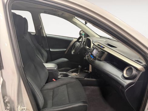 Used 2013 Toyota RAV4 XLE image 15