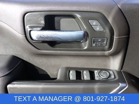 Used 2022 GMC Sierra 3500 AT4 w/ AT4 Preferred Package image 22