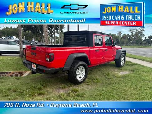 Used 2020 Jeep Gladiator Sport w/ Quick Order Package 24S AWD/4WD image 3