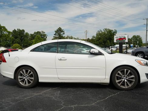 Used 2013 Volvo C70 T5 FWD image 3