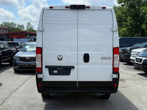 Used 2023 RAM ProMaster 3500 w/ Driver Convenience Group FWD image 8