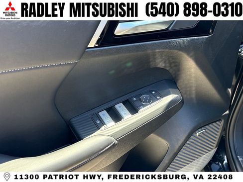 New 2026 Mitsubishi Outlander LE AWD/4WD image 5