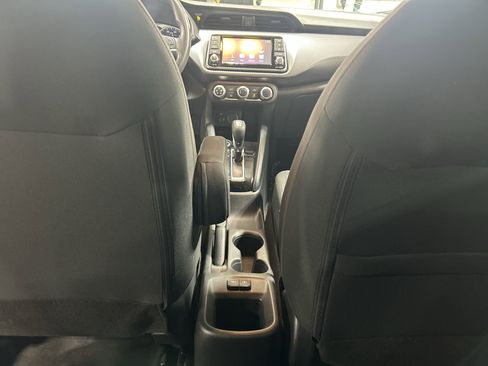 Used 2020 Nissan Kicks S image 21