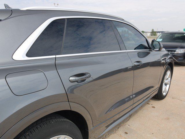 Used 2021 Audi Q8 Premium AWD/4WD image 9