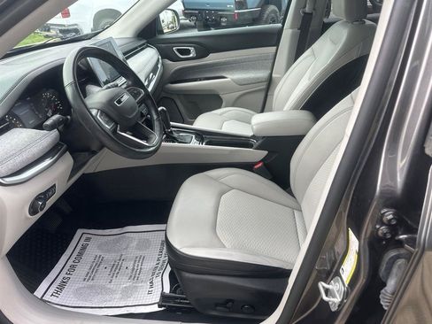 Used 2022 Jeep Compass Latitude w/ Convenience Group FWD image 19