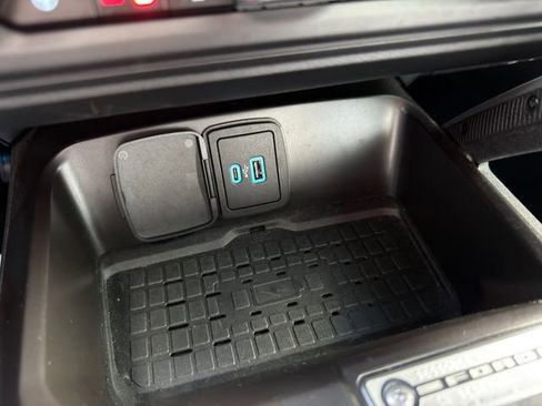 Used 2024 Ford Bronco Outer Banks image 31
