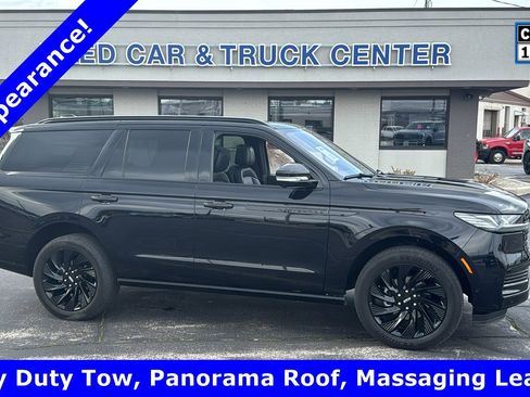 Used 2025 Lincoln Navigator Reserve w/ Jet Appearance Package AWD/4WD image 1