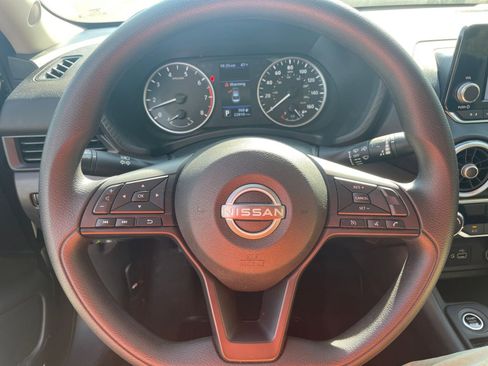 Used 2025 Nissan Sentra S image 25