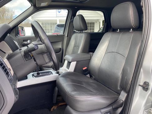 Used 2008 Mercury Mariner 4WD V6 image 14